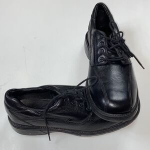 Cambridge Classics Leather Upper Man’s Dress Shoes Size 10M